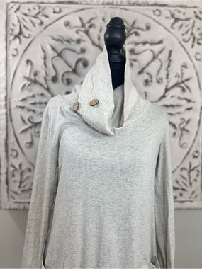 Heather Gray Cowl Neck Tunic Top Long Sleeve Button Collar Pockets Relaxed Fit
